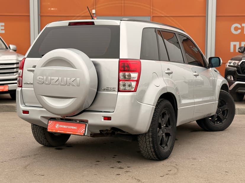 suzuki-grand vitara-2011-746-4