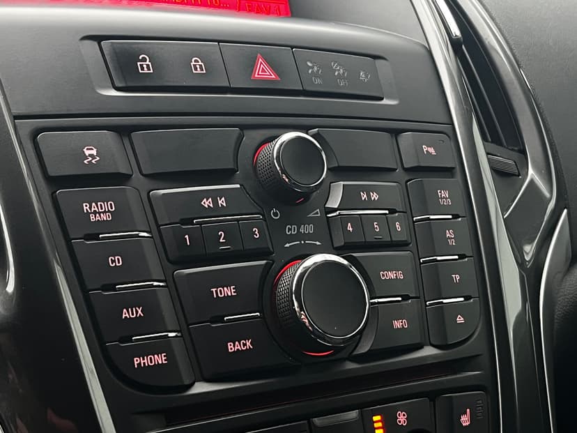 opel-astra-2013-831-15