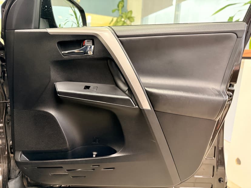 toyota-rav4-2015-839-22