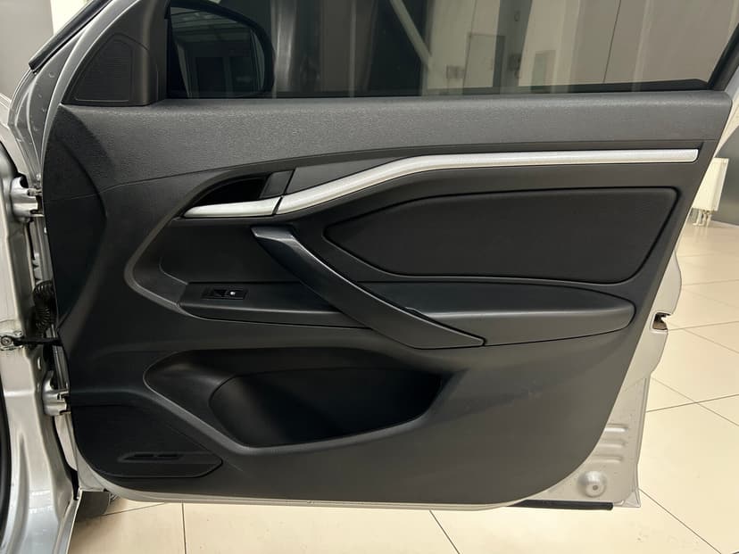 ваз (lada)-vesta-2019-640-27