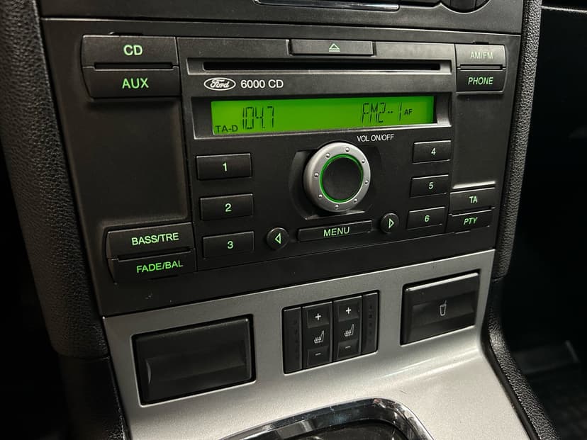 ford-mondeo-2005-108-17