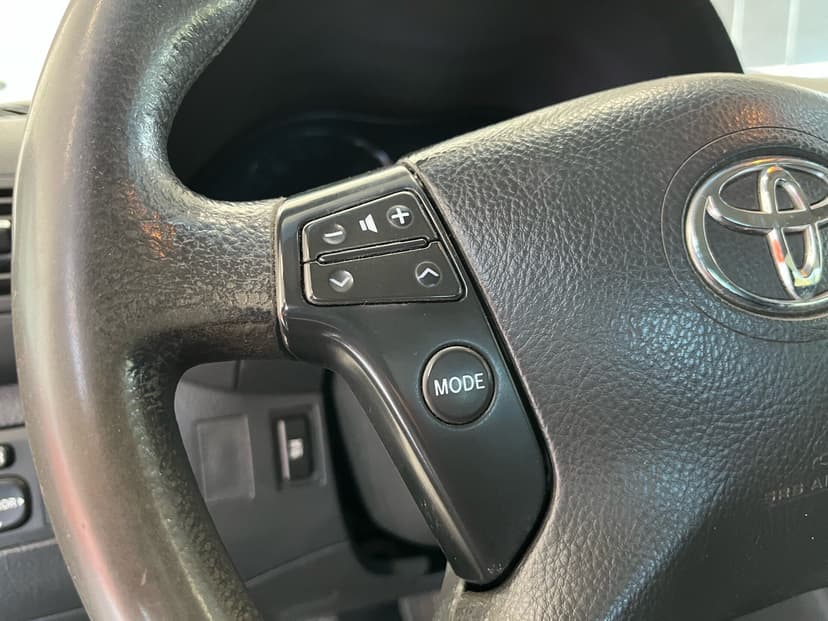 toyota-avensis-2008-125-12