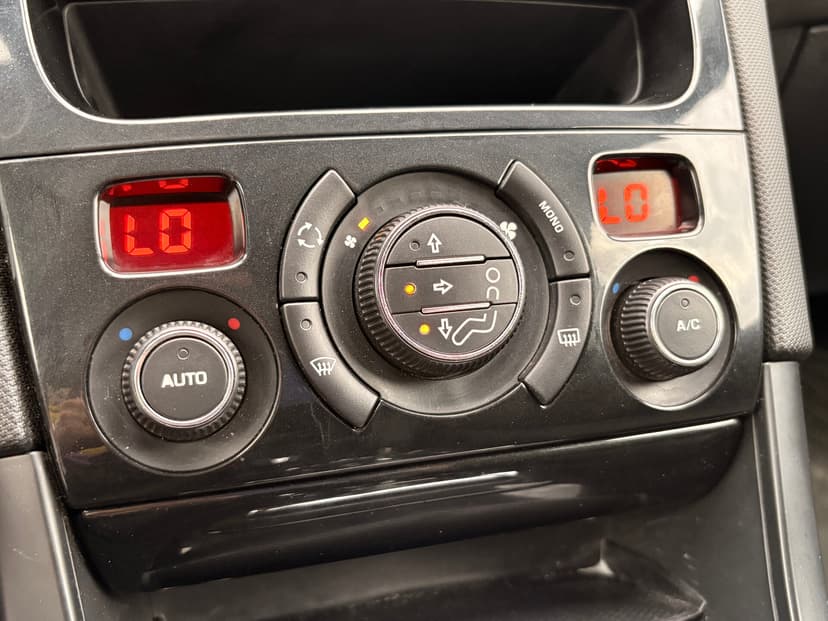 peugeot-408-2012-432-14