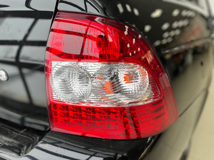 ваз (lada)-priora-2012-1209-9