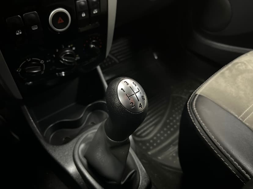 ваз (lada)-largus cross-2019-845-15