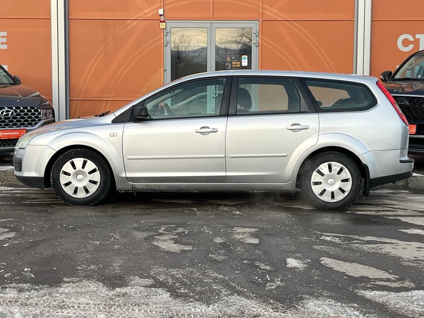 ford-focus-2006-1055-7