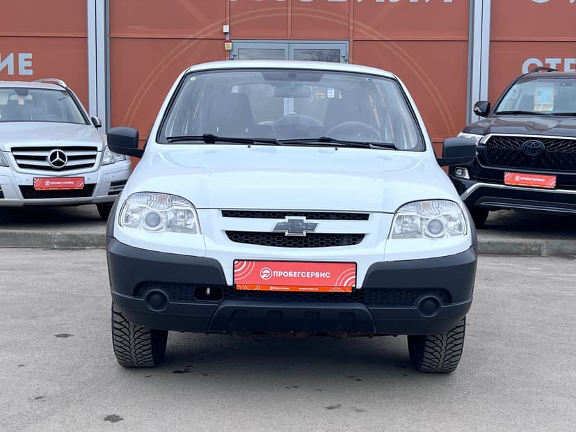chevrolet-niva-2015-1223-1