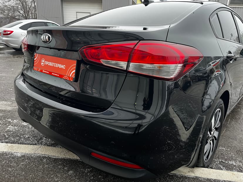 kia-cerato-2017-60-9