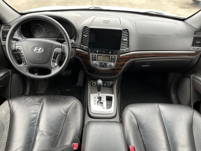 hyundai-santa fe-2010-1212-10
