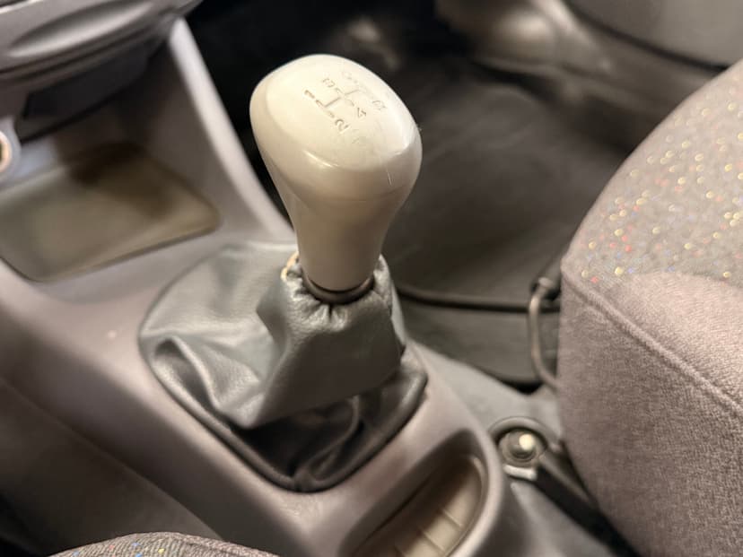 hyundai-accent-2005-686-10