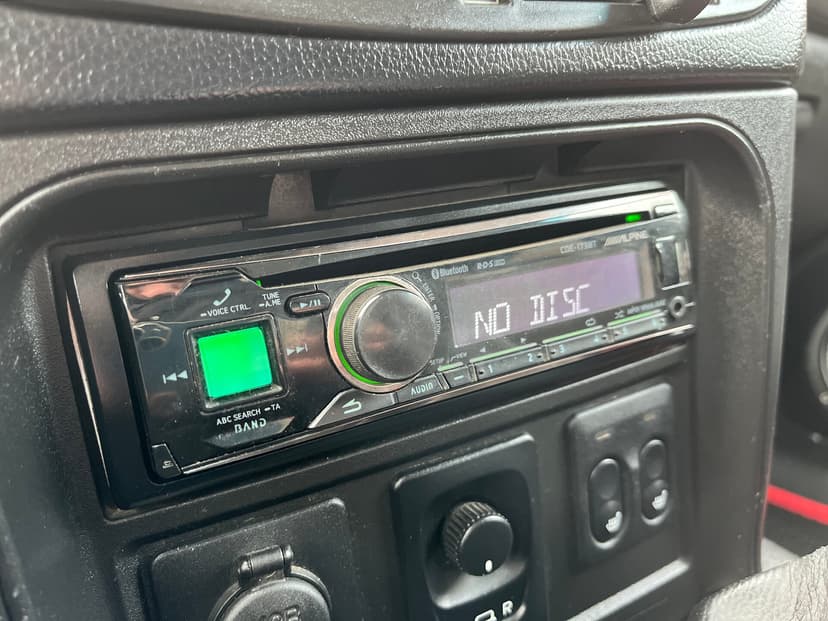 chevrolet-niva-2015-992-12