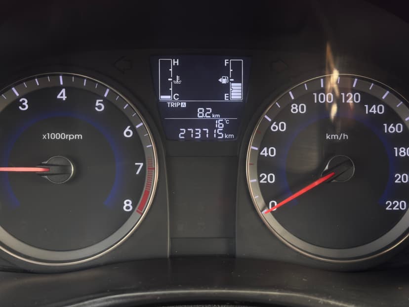 hyundai-solaris-2014-508-10