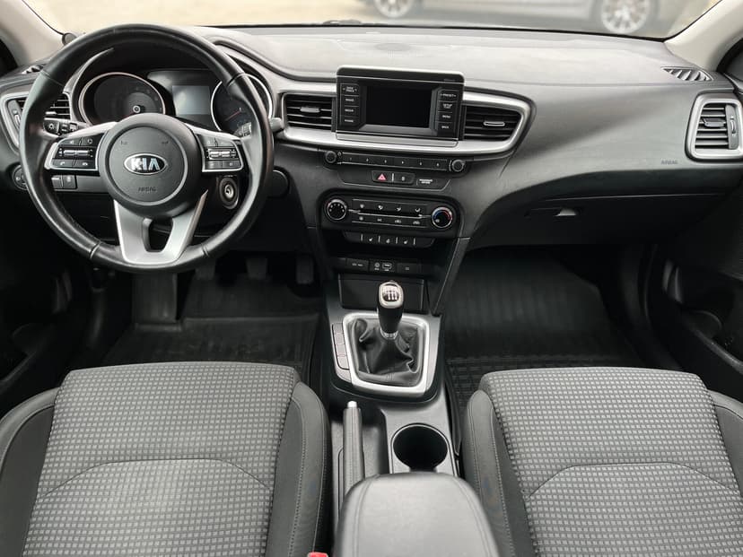 kia-ceed-2019-692-8