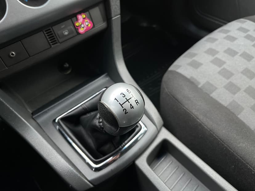 ford-focus-2007-762-14