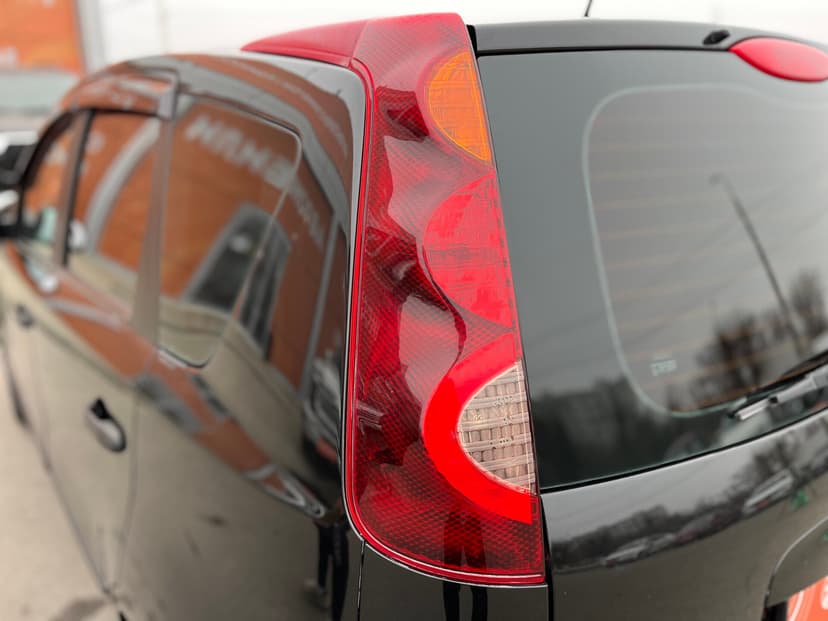 nissan-note-2011-734-9