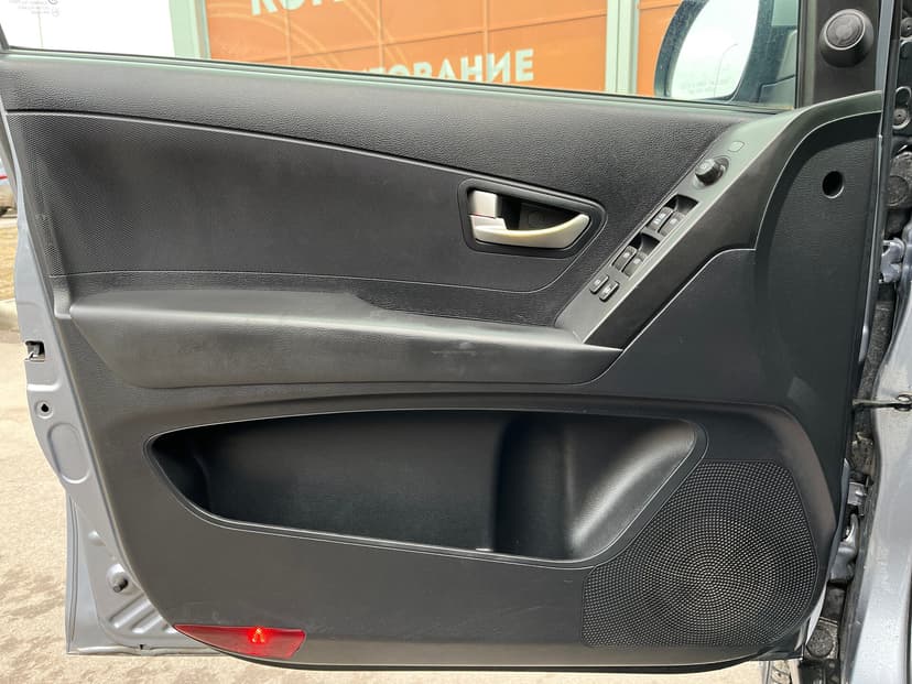 ssangyong-actyon-2012-875-23