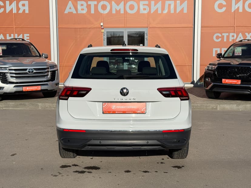 volkswagen-tiguan-2021-623-5