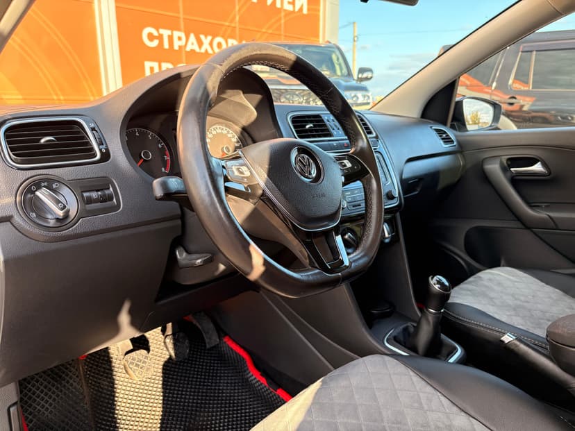 volkswagen-polo-2017-488-22