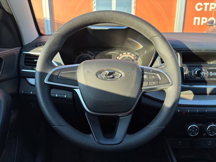 ваз (lada)-vesta-2023-319-11