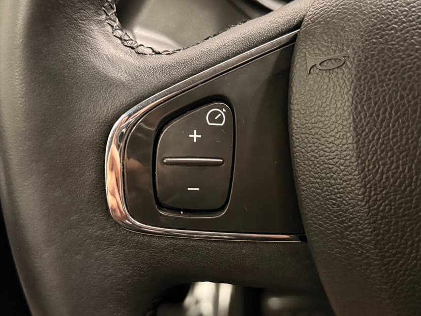 renault-kaptur-2017-842-10