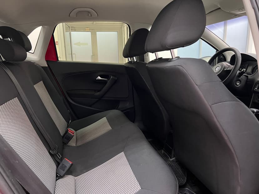 volkswagen-polo-2010-963-24