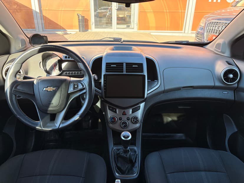 chevrolet-aveo-2013-418-9