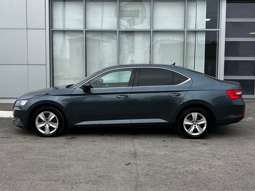 skoda-superb-2019-819-4