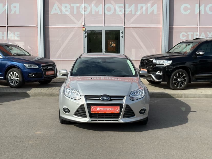 ford-focus-2013-111-1