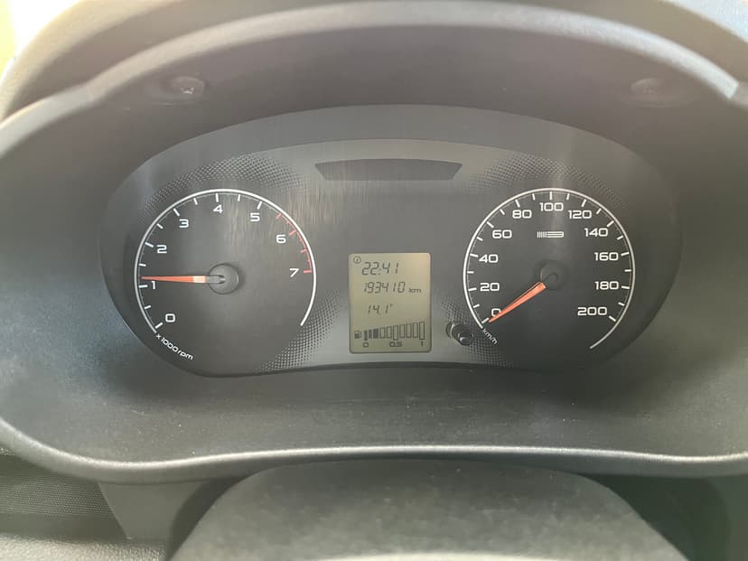 ваз (lada)-granta-2017-439-11