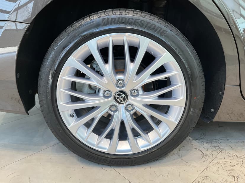 toyota-camry-2019-939-13