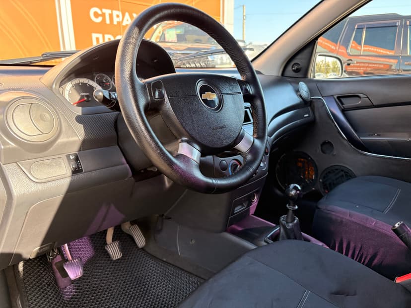 chevrolet-aveo-2010-440-16