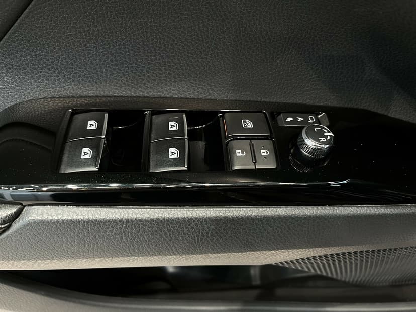 toyota-camry-2019-939-15