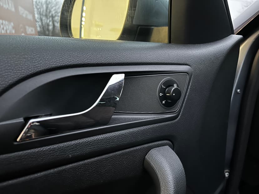 skoda-yeti-2012-682-21