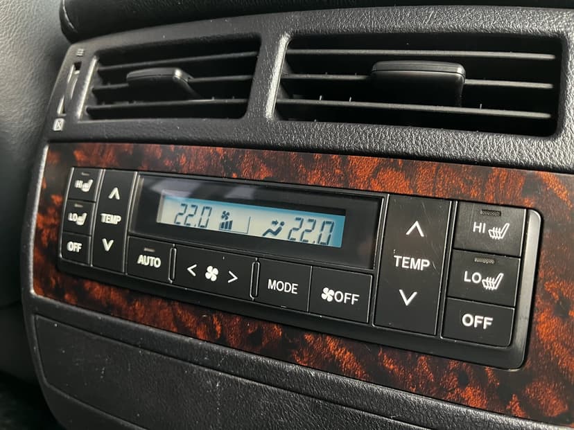 toyota-land cruiser-2011-771-26