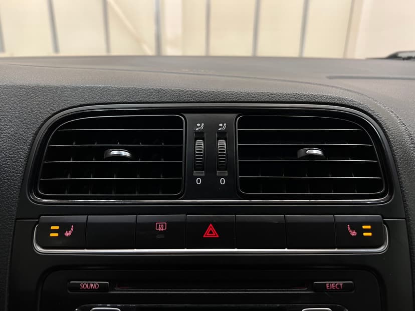 volkswagen-polo-2010-963-12