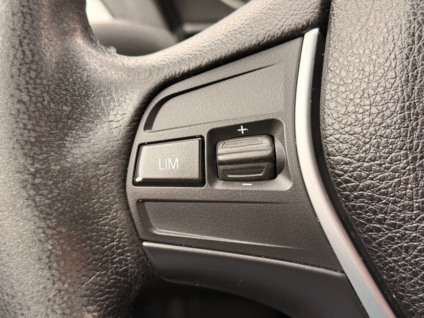 bmw-1 серия-2012-881-12