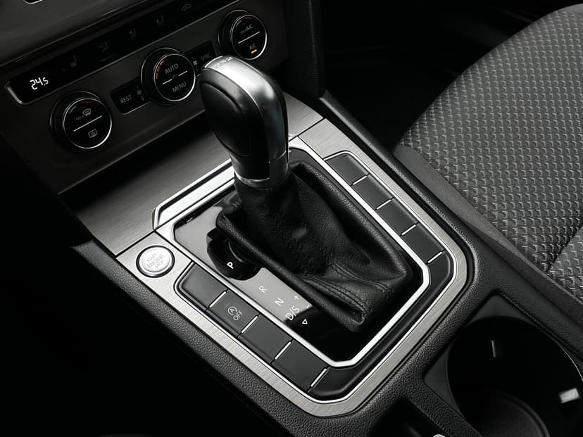 volkswagen-passat-2016-805-19