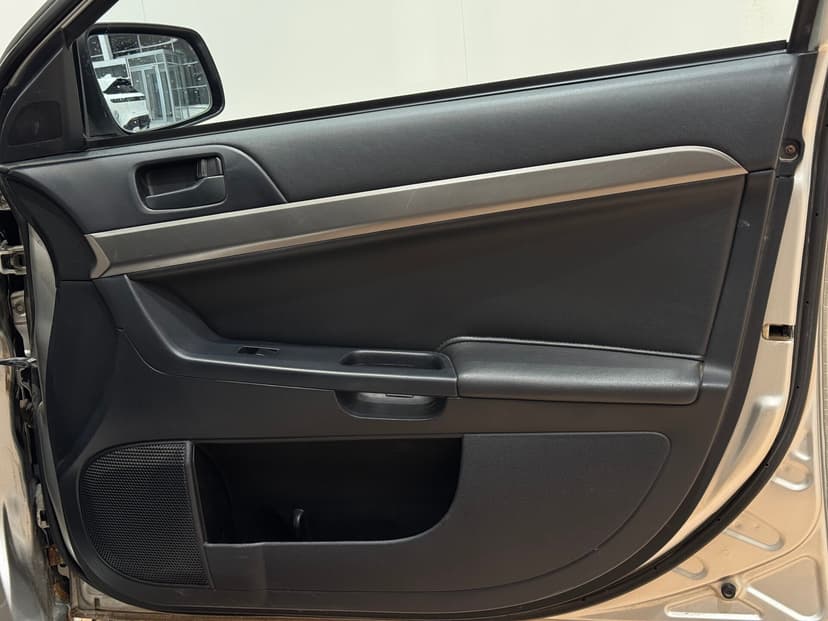 mitsubishi-lancer-2013-974-21