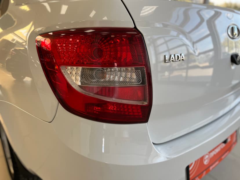 ваз (lada)-granta-2017-439-9