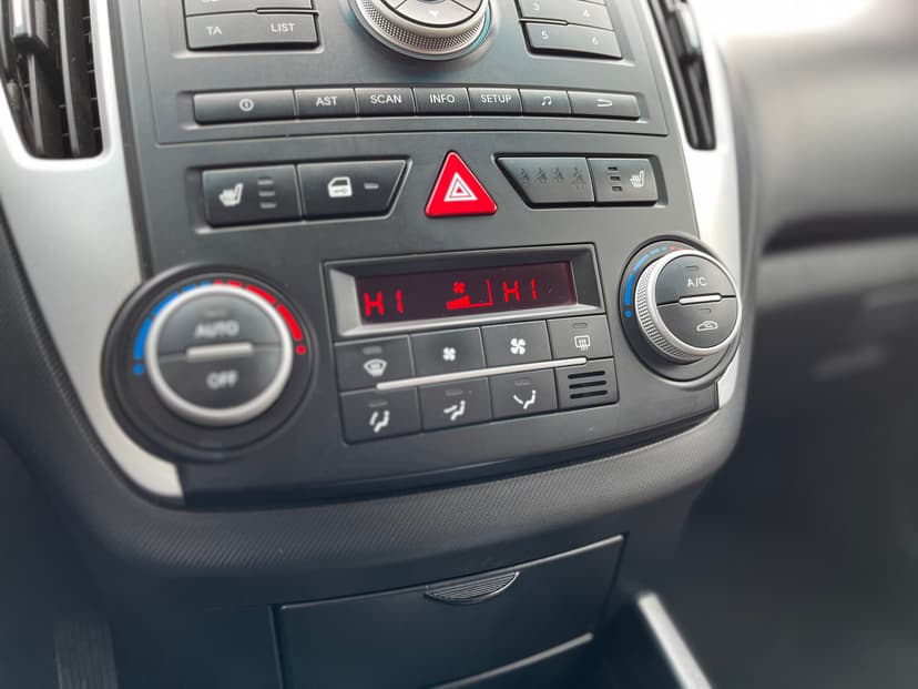 kia-ceed-2011-395-16