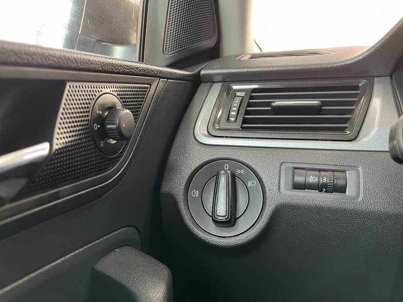 skoda-rapid-2018-147-13