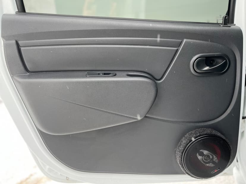 ваз (lada)-largus-2024-1007-24