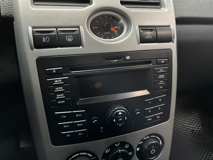 ваз (lada)-priora-2013-855-11