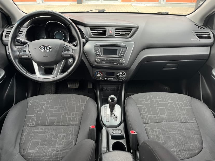 kia-rio-2012-738-10