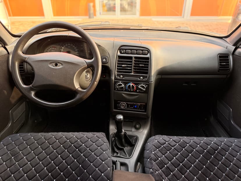 ваз (lada)-2110-2011-796-10