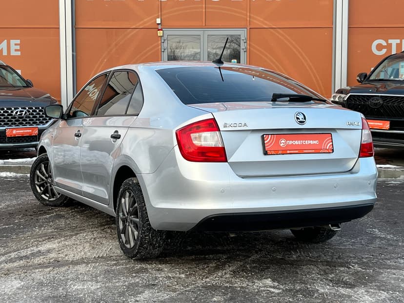 skoda-rapid-2017-873-6