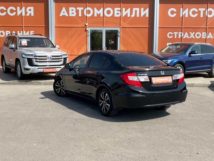 honda-civic-2012-242-6