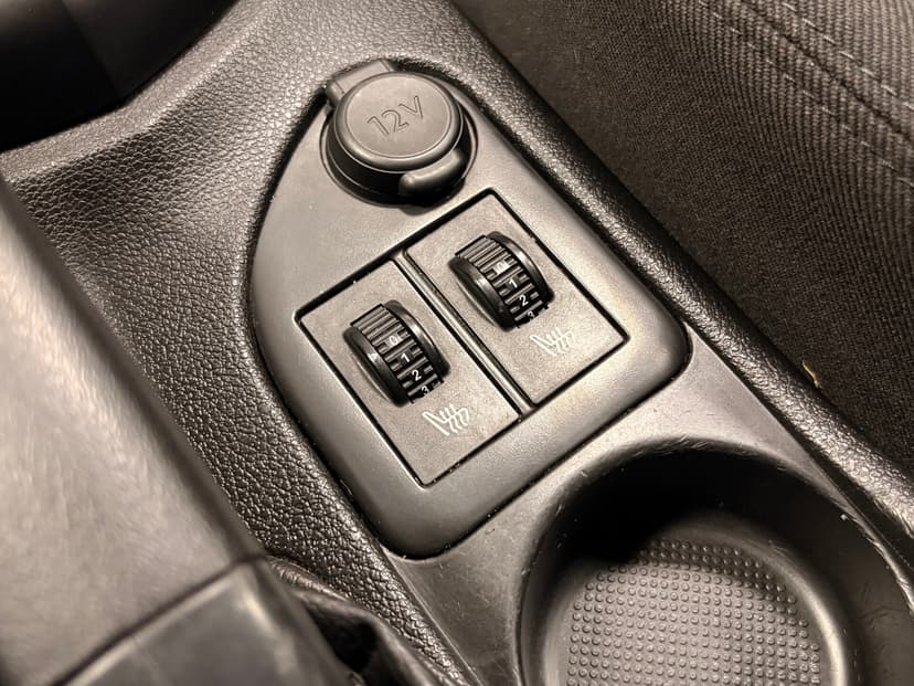 peugeot-408-2012-432-16