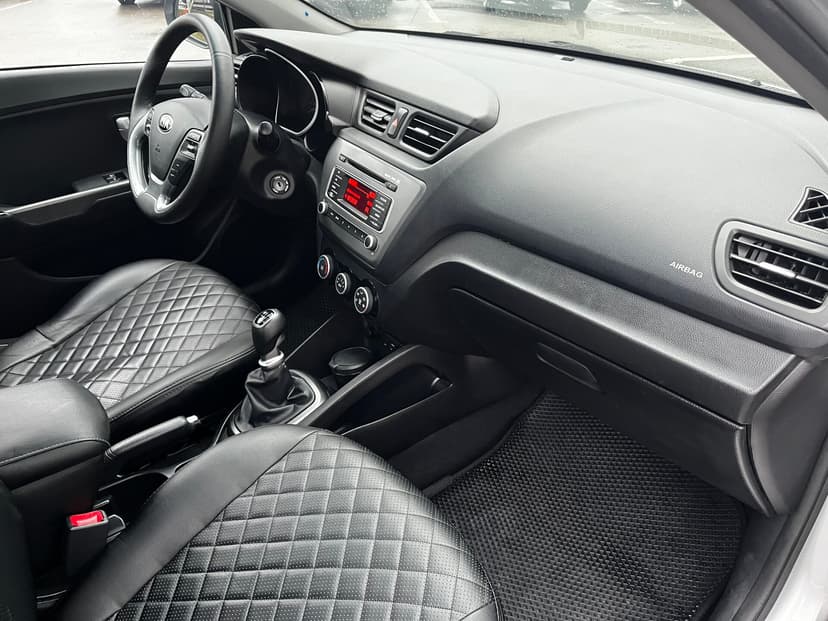 kia-rio-2016-689-22