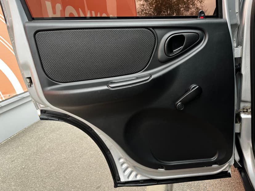 ваз (lada)-niva travel-2022-621-22